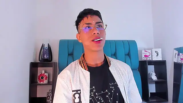 AlanNaughty online show from January 19, 2025, 12:49 am