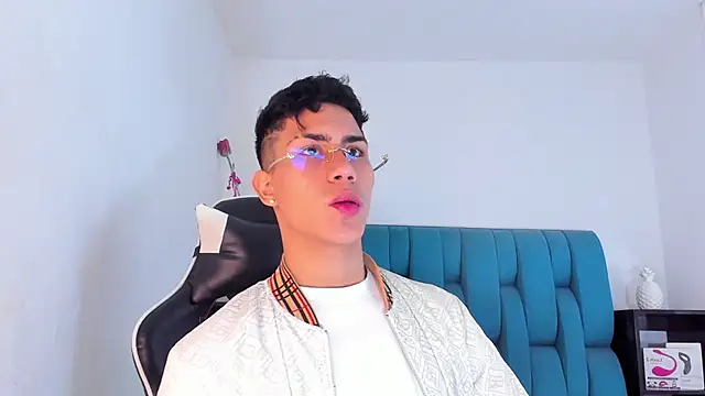 AlanNaughty online show from March 11, 2025, 7:58 pm