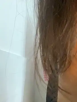 Snapshot of DulceAngelica chatting on March 15, 2026, 7:25 am DulceAngelica online show from March 15, 2026, 7:25 am