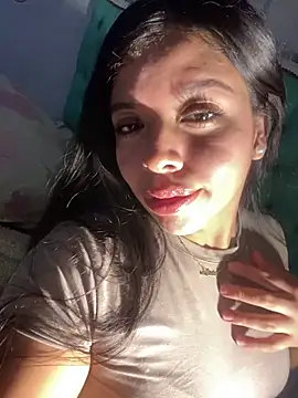 Snapshot of DulceAngelica chatting on March 31, 2026, 2:24 am DulceAngelica online show from March 31, 2026, 2:24 am