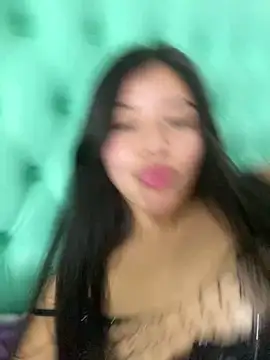 Snapshot of DulceAngelica chatting on April 4, 2026, 4:44 am DulceAngelica online show from April 4, 2026, 4:44 am