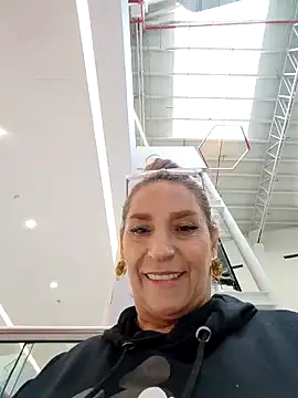 Snapshot of Lossexycacha chatting on October 21, 2025, 5:02 pm Lossexycacha online show from October 21, 2025, 5:02 pm