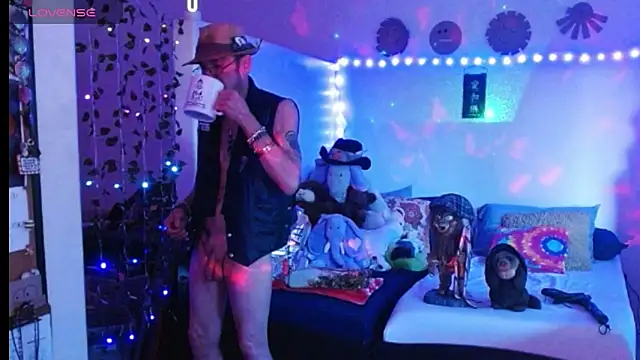 Snapshot of mycock2474u chatting on March 21, 2025, 1:34 pm mycock2474u online show from March 21, 2025, 1:34 pm