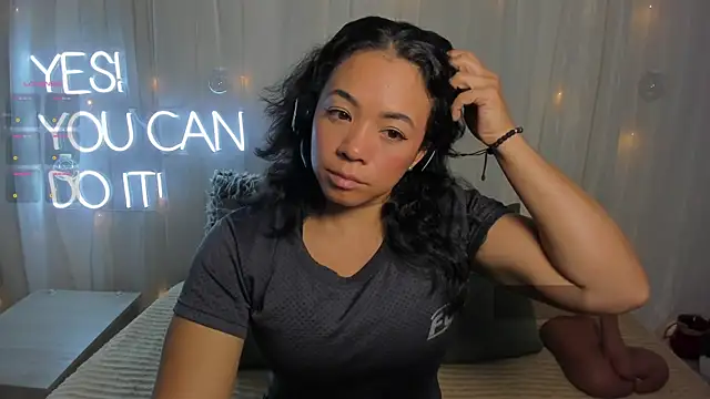 carolgaita online show from March 20, 2025, 12:53 pm