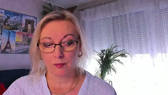 vanessa chat online show from June 1, 2026, 1:24 pm