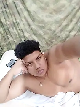 Snapshot of Malo666howard chatting on September 27, 2025, 12:48 am Malo666howard online show from September 27, 2025, 12:48 am