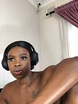 LuciousLips96 online show from February 28, 2025, 11:03 am