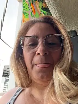 x elena x online show from December 4, 2024, 12:14 pm