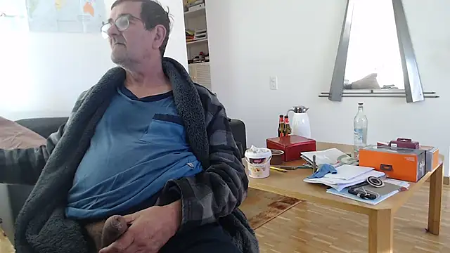 silvio-aus-luzern-CH online show from March 17, 2026, 8:28 am