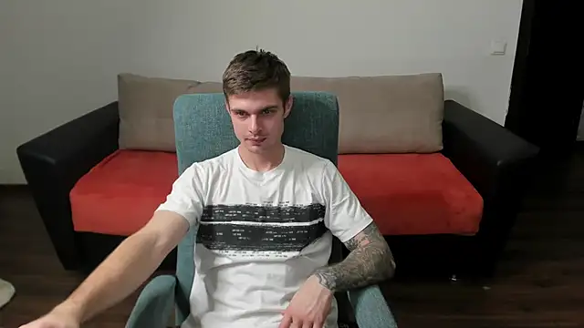 Snapshot of maks_wolfis chatting on December 23, 2024, 6:33 am maks wolfis online show from December 23, 2024, 6:33 am