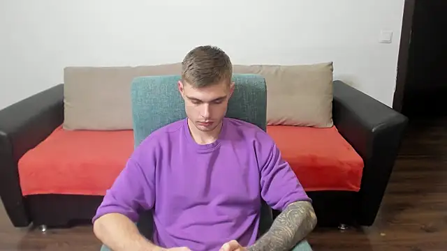 Snapshot of maks_wolfis chatting on January 25, 2025, 11:22 pm maks wolfis online show from January 25, 2025, 11:22 pm