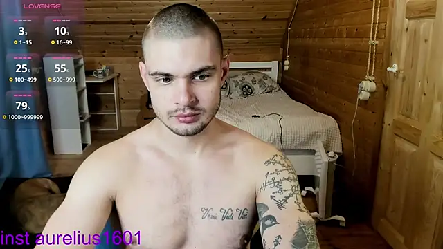 Snapshot of maks_wolfis chatting on October 17, 2025, 11:02 am maks wolfis online show from October 17, 2025, 11:02 am