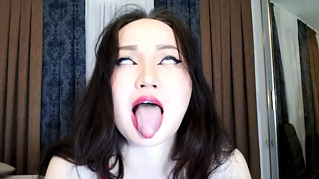 DanyMin online show from February 19, 2026, 6:42 am