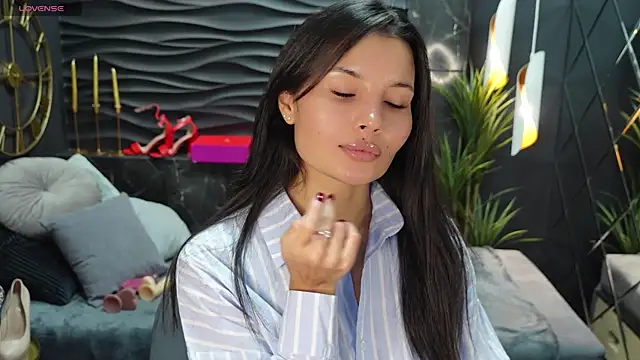 ErikaSoft online show from January 11, 2025, 6:03 am