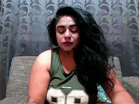 indianishkq7 online show from January 25, 2025, 3:52 pm