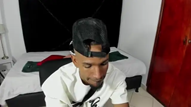 anhtony wayans online show from October 18, 2025, 12:13 am