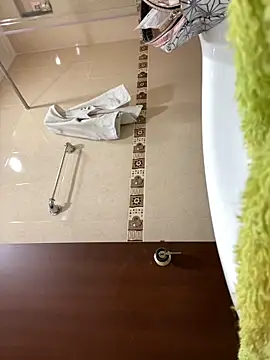 Fancyxlove online show from December 20, 2024, 12:49 pm