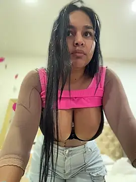 Fancyxlove online show from June 9, 2026, 12:28 pm