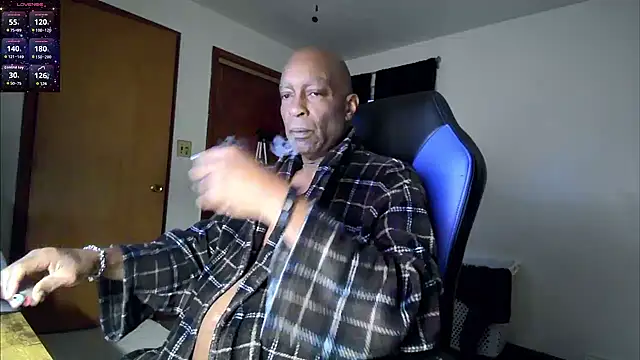 longdick4you8686 online show from January 7, 2026, 12:40 pm