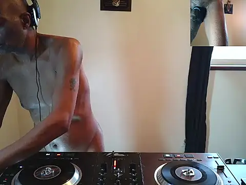 longdick4you8686 online show from March 7, 2026, 8:17 pm