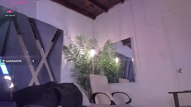 alessandra wells online show from April 10, 2026, 11:15 am