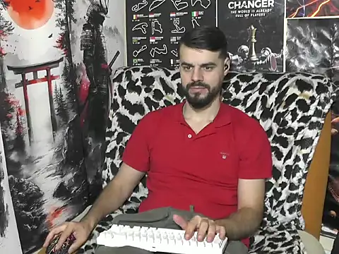 00george online show from December 14, 2025, 12:43 pm