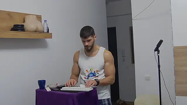 MauroTwin online show from January 31, 2025, 8:33 pm