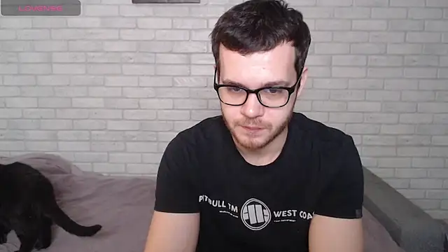 Alexxx horny online show from February 16, 2026, 8:10 am