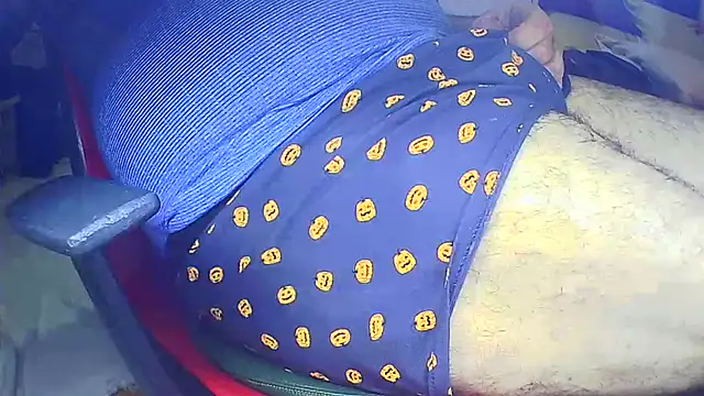 Snapshot of jackhalooween chatting on February 15, 2025, 5:50 pm jackhalooween online show from February 15, 2025, 5:50 pm