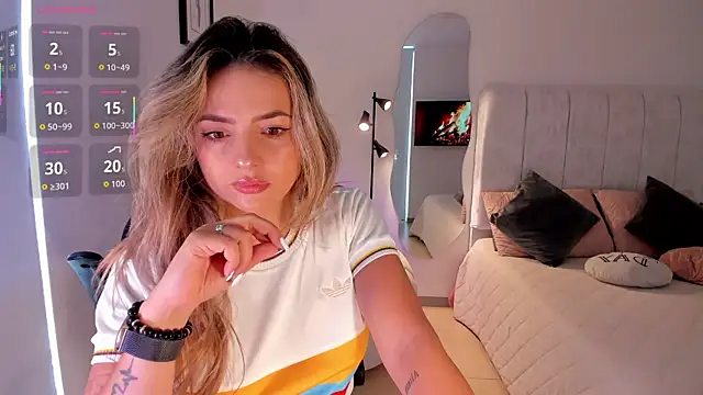 AmyWood online show from March 29, 2026, 1:55 pm