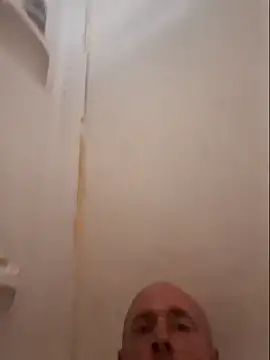 Snapshot of dano75692375 chatting on September 29, 2025, 8:46 pm dano75692375 online show from September 29, 2025, 8:46 pm