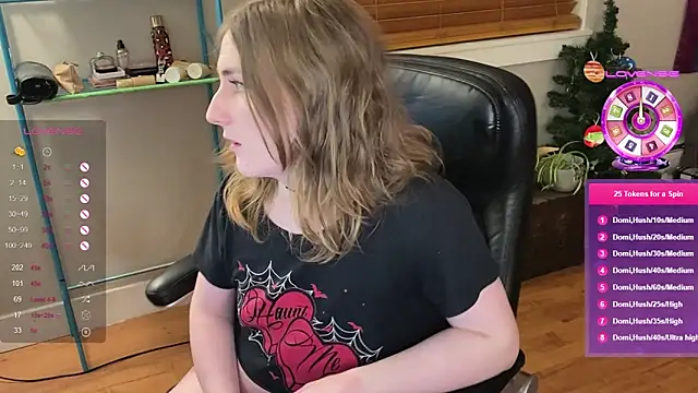 luluvaladon online show from January 7, 2025, 5:01 am