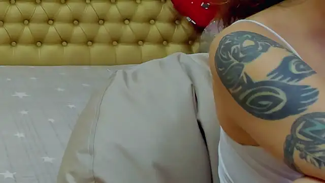 Snapshot of AlmaFancy chatting on December 26, 2024, 8:50 am AlmaFancy online show from December 26, 2024, 8:50 am