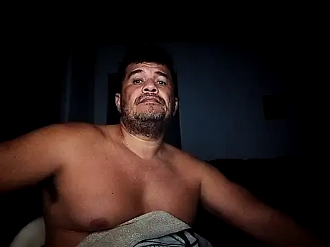 tarra122 online show from March 5, 2026, 2:40 am