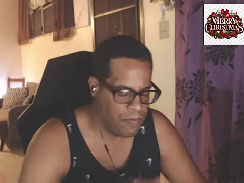 thesugar32 online show from December 4, 2025, 1:59 am