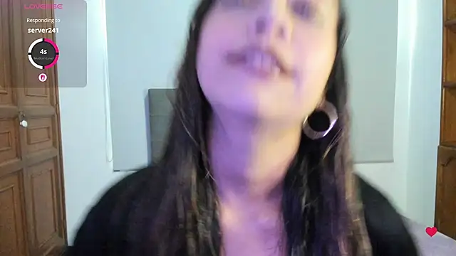 Andrea-Queen online show from April 4, 2026, 7:22 pm