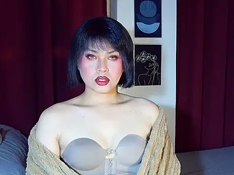 MistressLuna1 online show from January 9, 2026, 3:04 pm