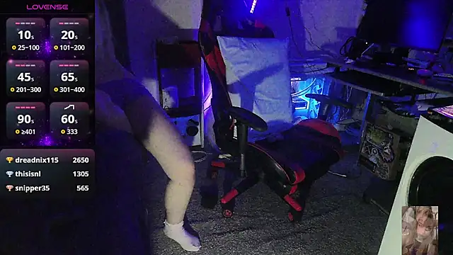 Blondiewithanass online show from December 1, 2025, 2:22 pm