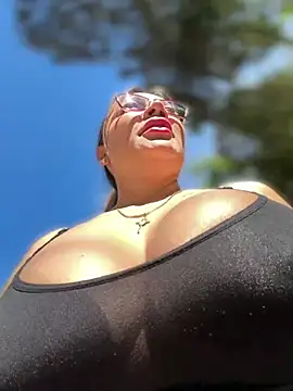 DIANITA 1988 online show from May 12, 2026, 2:03 pm