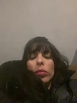 Sarah-safada online show from May 31, 2026, 2:31 am