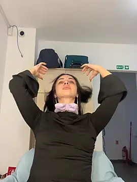 Snapshot of MeganHopeX chatting on February 4, 2025, 7:07 am MeganHopeX online show from February 4, 2025, 7:07 am
