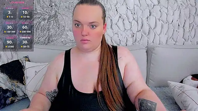 Snapshot of _MarryGirl_ chatting on December 9, 2024, 2:45 am  MarryGirl  online show from December 9, 2024, 2:45 am