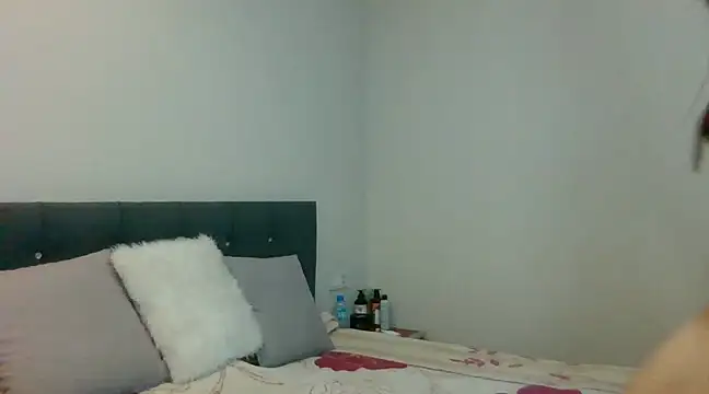 MonikaXXJoy online show from February 12, 2025, 5:58 pm