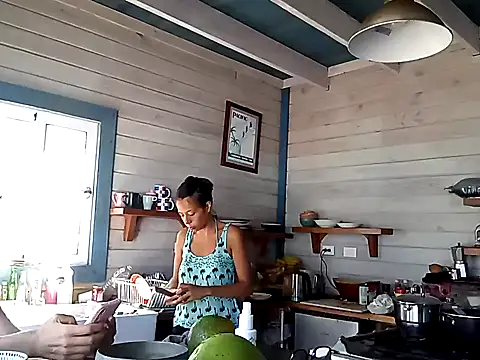 Luna-Natural online show from January 31, 2025, 4:06 pm