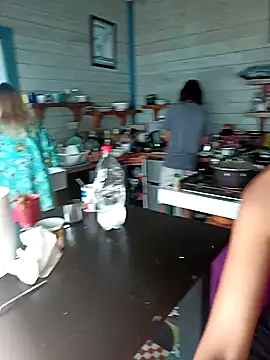 Luna-Natural online show from February 4, 2025, 5:55 pm