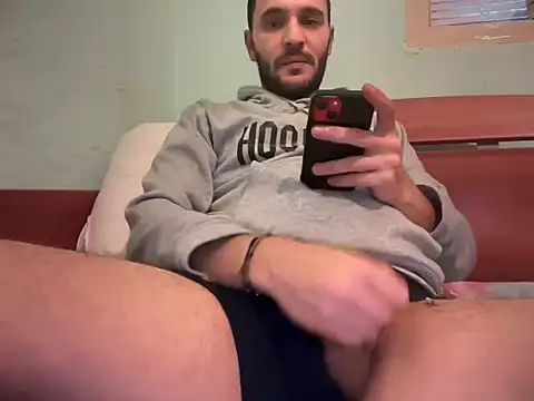 AlexandruUK online show from January 11, 2026, 1:38 pm