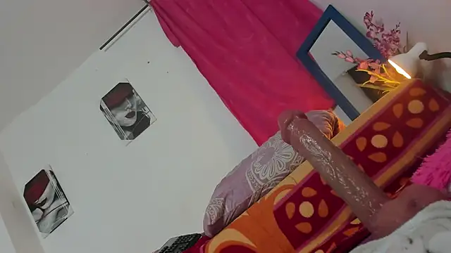 samantha  smile online show from January 30, 2025, 2:16 am