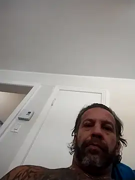 trucker1979 online show from January 6, 2026, 5:49 pm