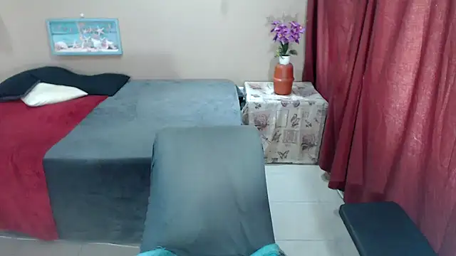 top2bottom4u online show from March 19, 2025, 10:55 am