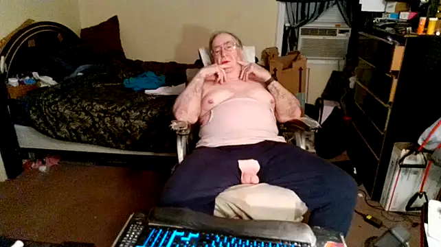 Toastir online show from December 24, 2024, 10:49 pm